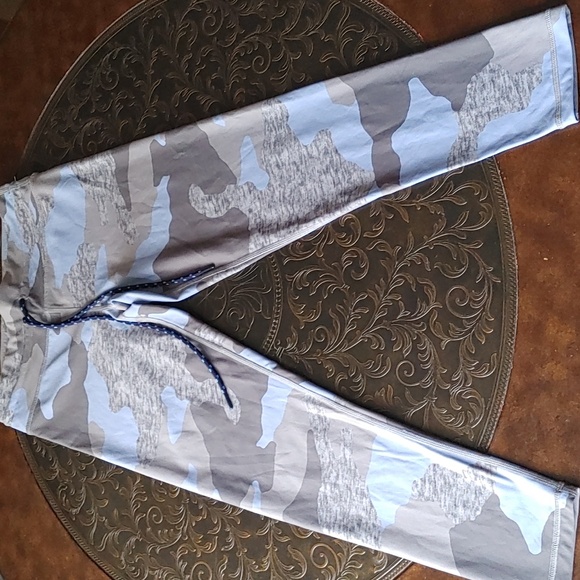 Aerie Leggings Sz Med - Picture 1 of 3